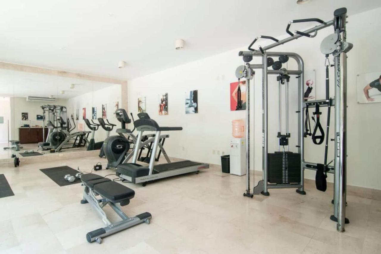 Luxurious & Central Condo In Playa Steps From The Beach Playa del Carmen Bagian luar foto