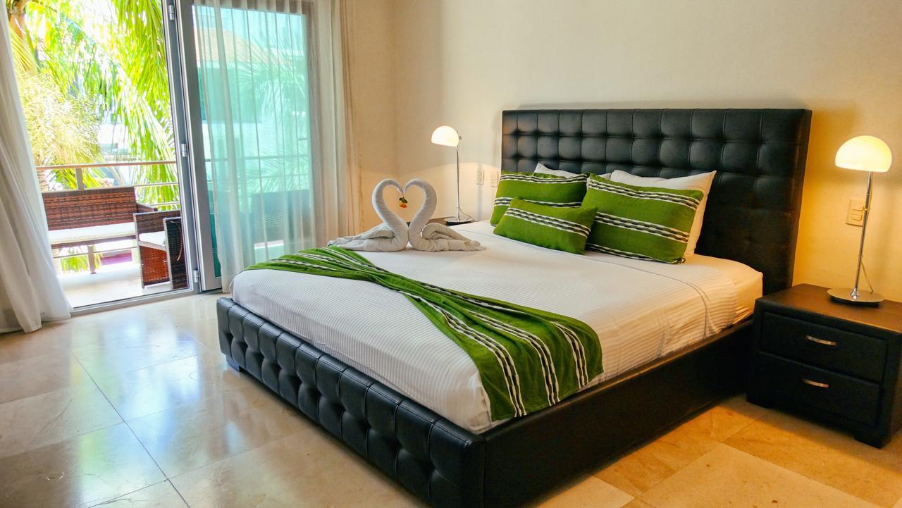 Luxurious & Central Condo In Playa Steps From The Beach Playa del Carmen Bagian luar foto