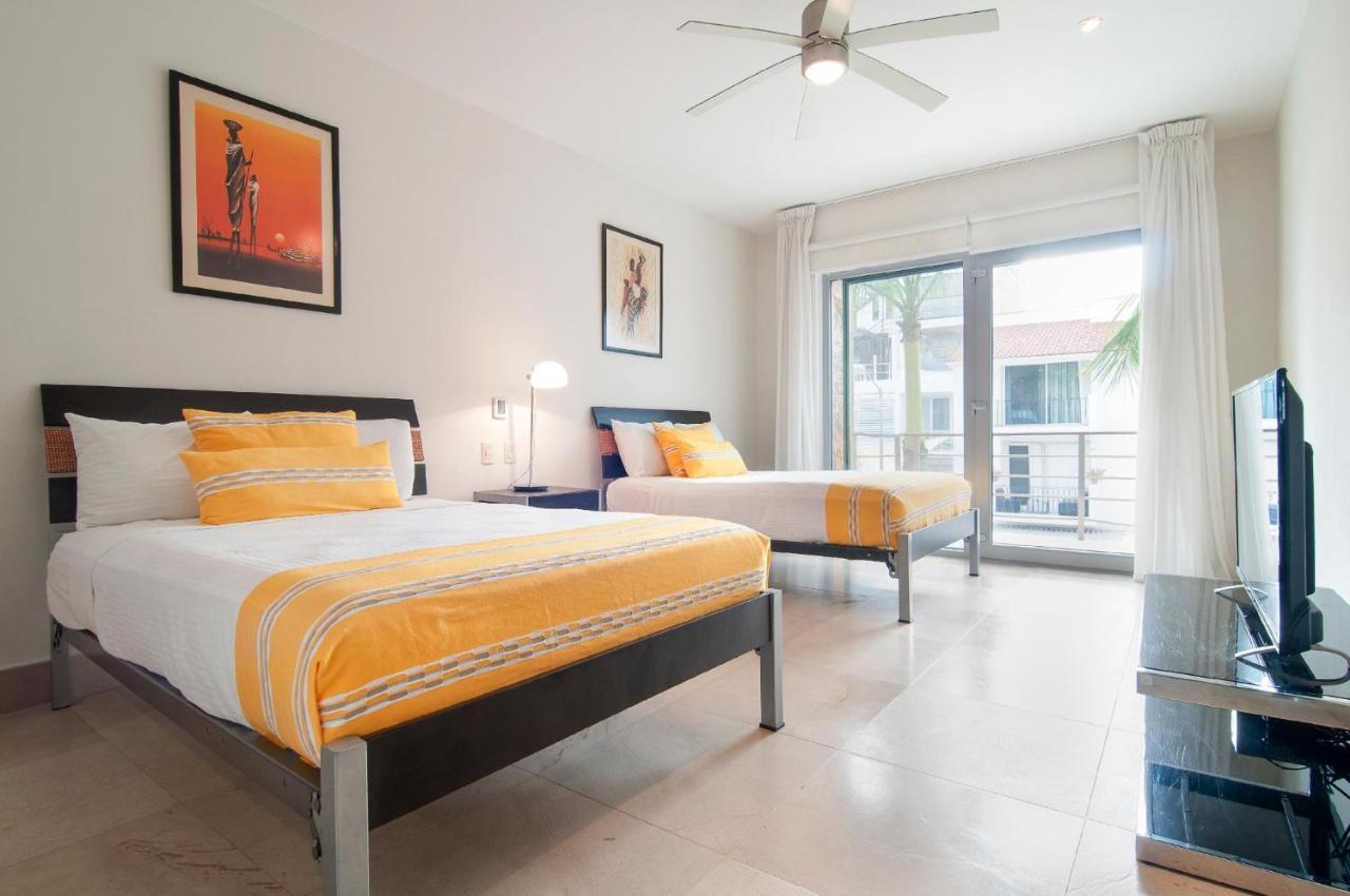 Luxurious & Central Condo In Playa Steps From The Beach Playa del Carmen Bagian luar foto