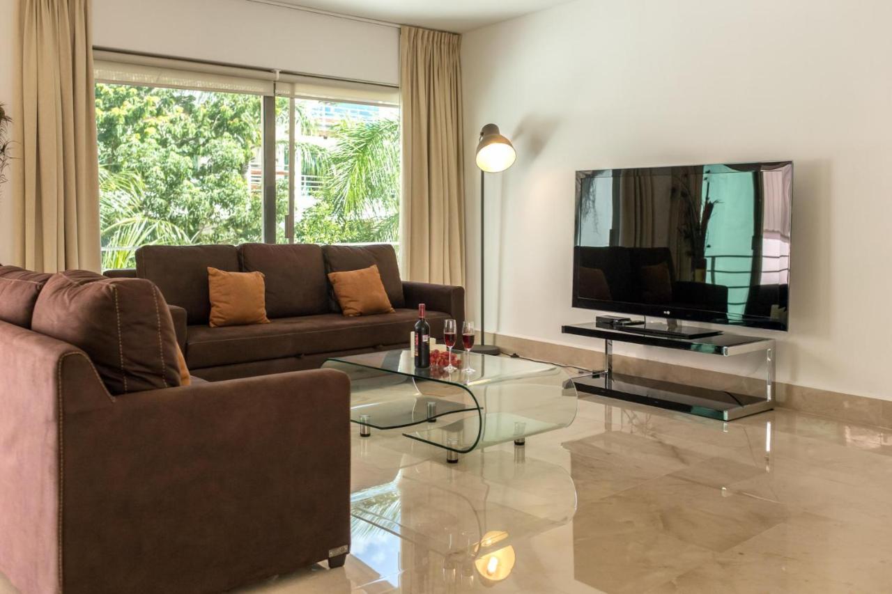 Luxurious & Central Condo In Playa Steps From The Beach Playa del Carmen Bagian luar foto